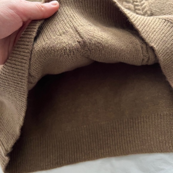 NWT SHEIN DAZY Cable Knit Drop Shoulder Sweater Size S(0) Color Mocha Brown - Picture 7 of 15